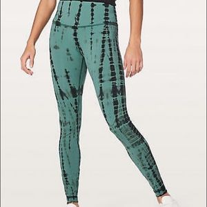 Lululemon Shibori hi rise Wunder Under size 10